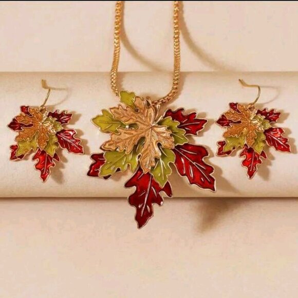3pcs/Set BEAUTIFUL 3D Vintage Maple Leaf Gold Tone Necklace Earrings set - Picture 2 of 9